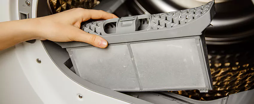 Signs Of A Clogged Dryer Lint Trap in New Lenox, Illinois